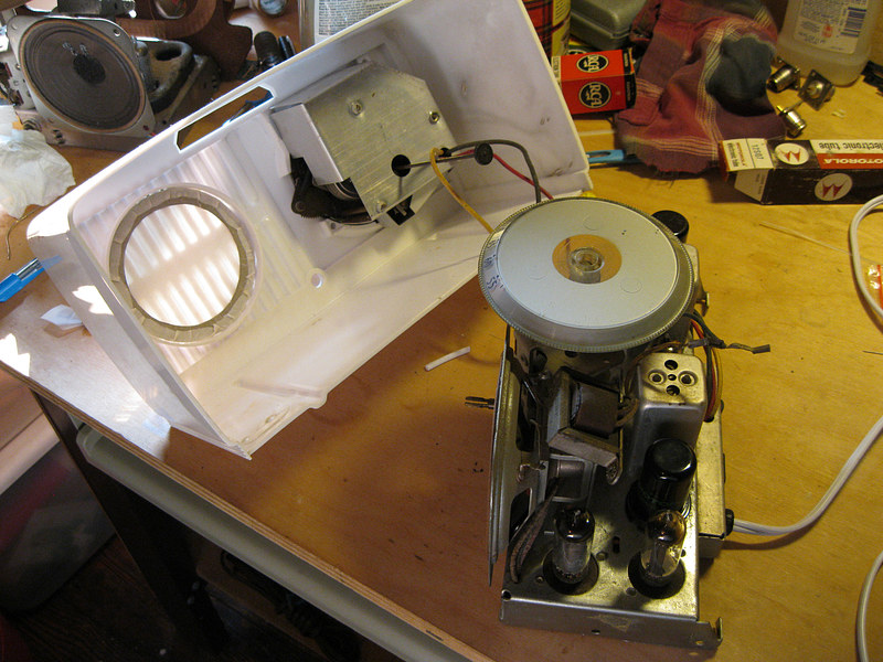 GE Model 518 clock radio