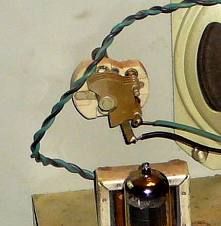Speaker wires