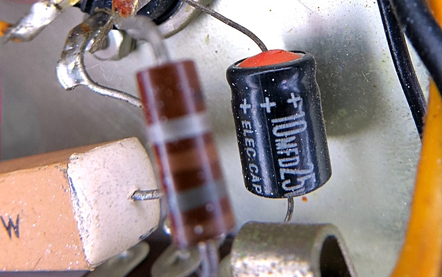 Swollen electrolytic capacitor